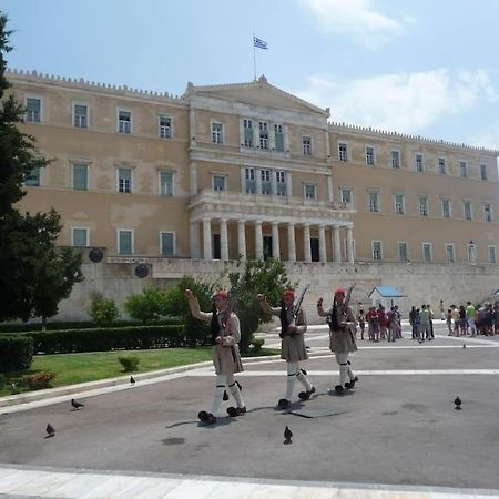 Athens Plaka Modern Decorated Apartment Atenas Exterior foto