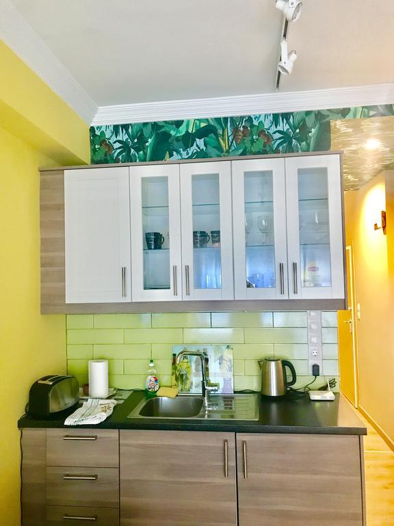 Athens Plaka Modern Decorated Apartment Atenas Exterior foto